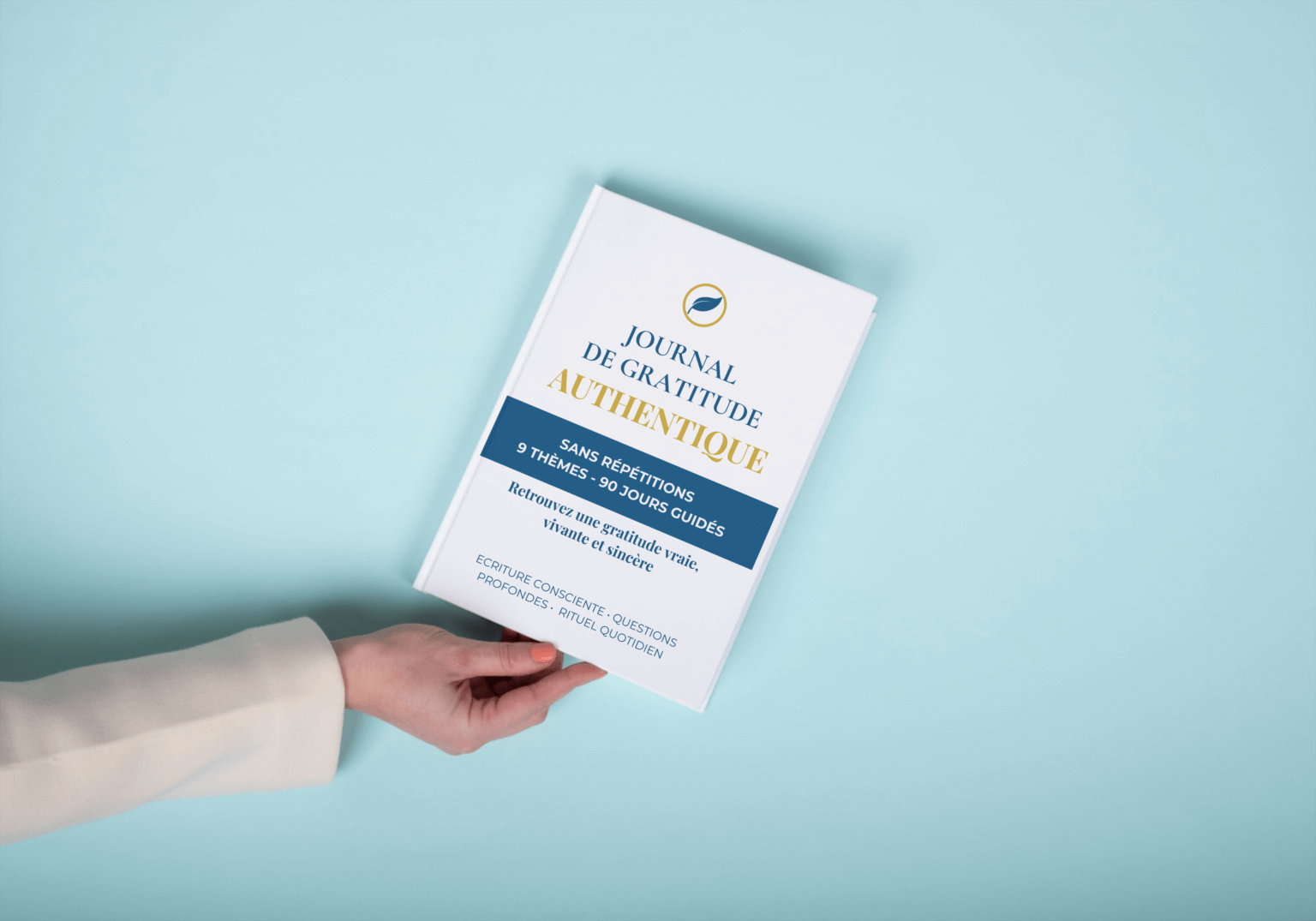 mockup premium journal de gratitude 9 thèmes guidés pour retrouver la joie et la sérénité intérieure